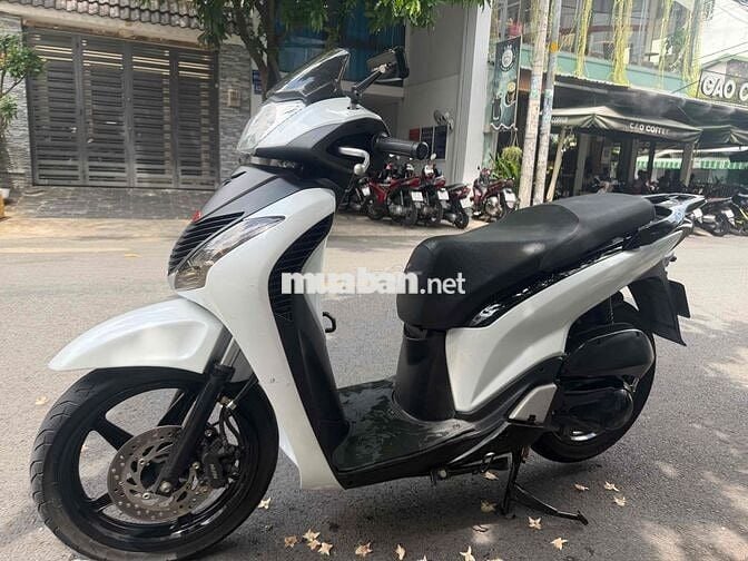 Honda SH150i Trắng