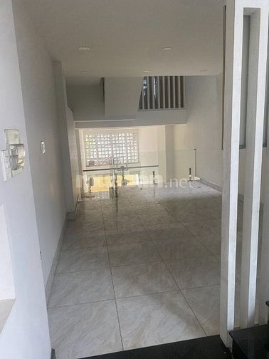 Nhà Q7 bán kính 500m Chợ, Bệnh viện, Siêu thị, Trường học, Cơ quan NN