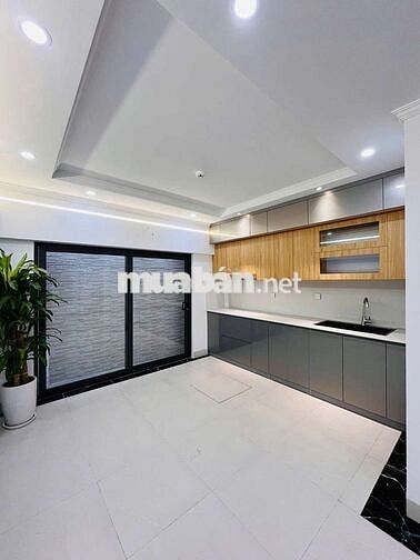 Mặt ngõ thông Khương Đình, thoáng trước sau, 60m,  thang máy,13.5 tỷ