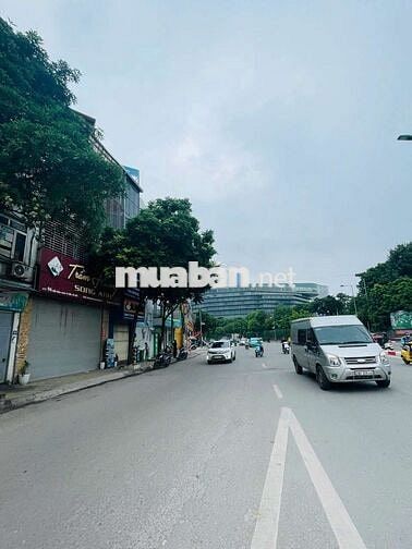 Tôi cần bán nhà mặt phố Miếu Đầm 6tầng thang máy full nội thất