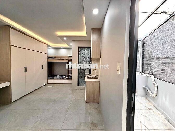 CHO THUÊ CĂN HỘ NGAY CẦU NGUYỄN TRI PHƯƠNG - QUẬN 5-10 - THANG MÁY