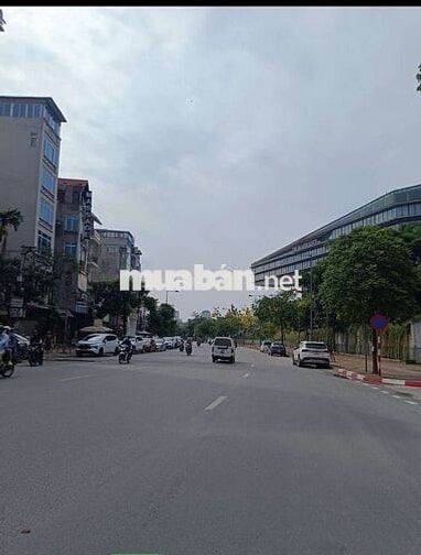 Tôi cần bán nhà mặt phố Miếu Đầm 6tầng thang máy full nội thất