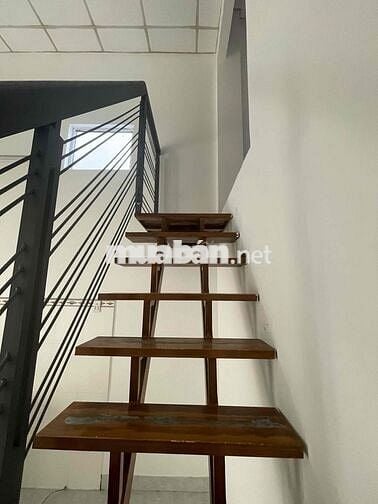 cho thuê nhà nguyên căn ngay chợ nguyễn xuân nguyên