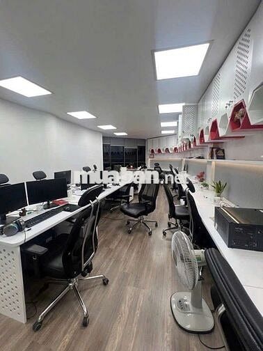 Tôi cần bán nhà mặt phố Miếu Đầm 6tầng thang máy full nội thất