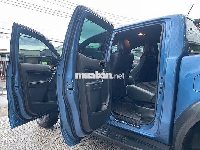 Ford Ranger Raptor 2022 chất xe cực đẹp.