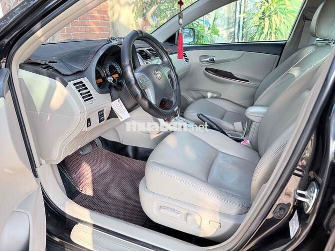 Toyota Corolla Altis 2011 Đen 125000 km