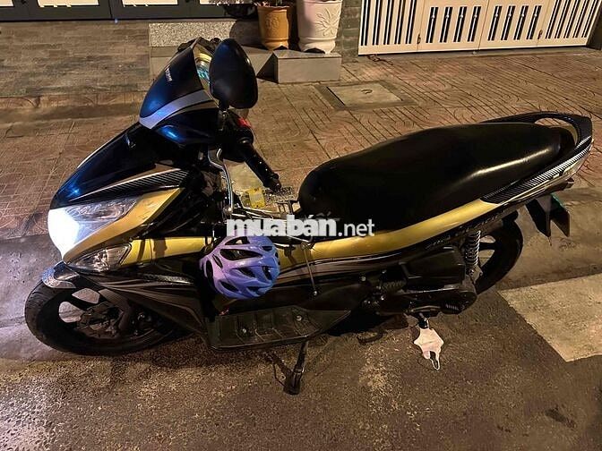 Honda Air Blade Fi Đen vàng