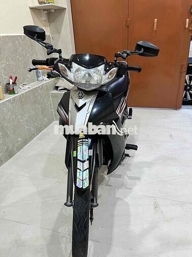 Yamaha Sirius Đen bạc
