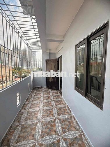 30m ra mặt phố Bạch Mai 32m2 x4T giá 6.35 tỷ sổ CC có TL 2 thoáng dân