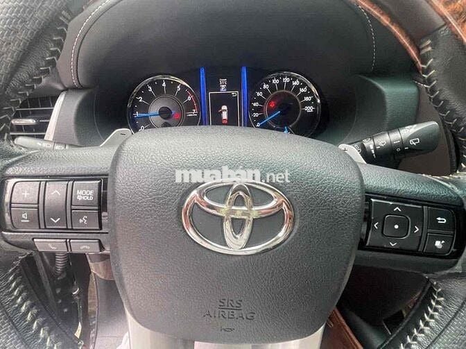 Toyota Fortuner 2.7 AT 2017 . Cọp lắm 23 ngàn cây
