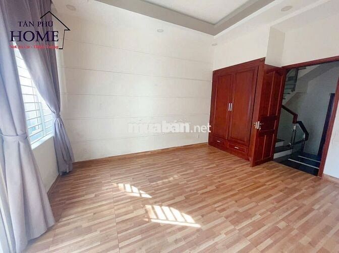 Hẻm 6m TÔ HIỆU, 4 Tấm, 4 x 15m, 5 Phòng Ngủ, 4 wc, sân Thượng