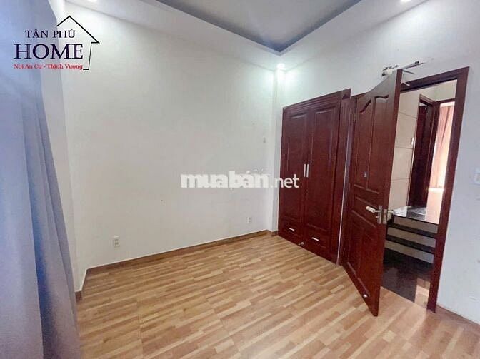 Hẻm 6m TÔ HIỆU, 4 Tấm, 4 x 15m, 5 Phòng Ngủ, 4 wc, sân Thượng