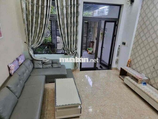 Nhà 3 Tầng 3PN, 4WC, Full Nội Thất, Khu Gần Cầu Sông Hàn