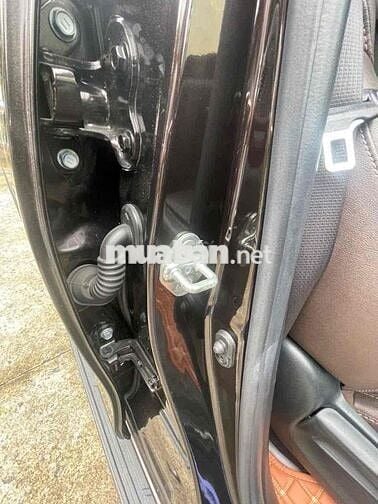 Toyota Fortuner 2.7 AT 2017 . Cọp lắm 23 ngàn cây