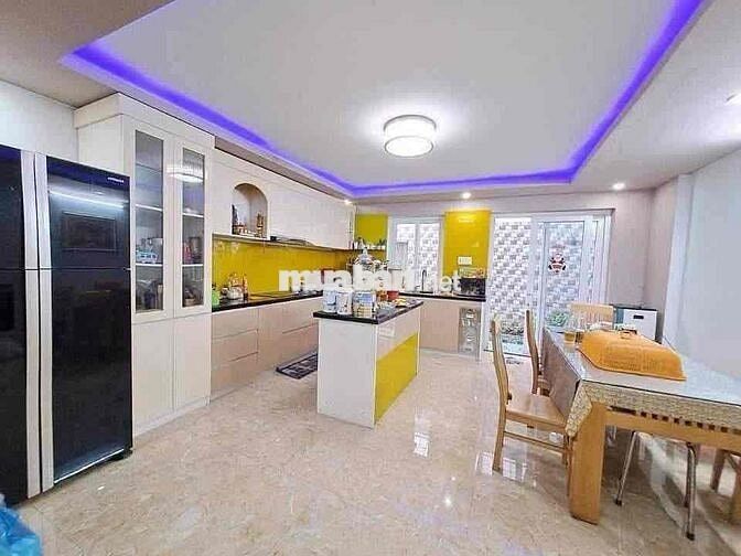 Nhà 3 Tầng 3PN, 4WC, Full Nội Thất, Khu Gần Cầu Sông Hàn