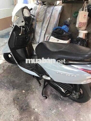Honda Lead Xám