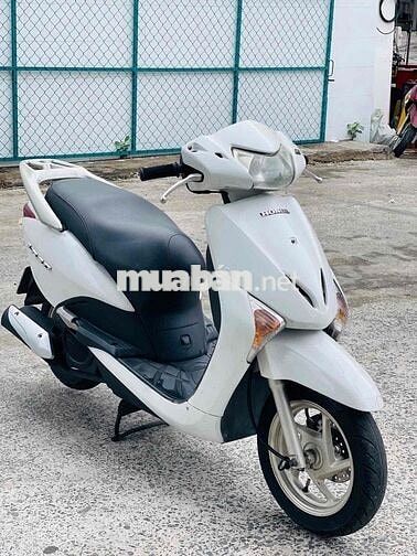 Honda Lead FI màu Trắng biển tp
