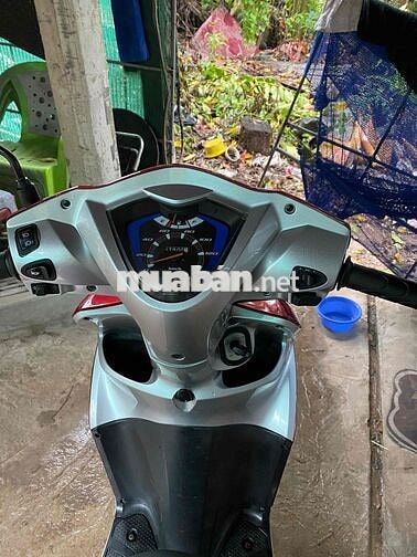 Honda Vision 2012 màu Đỏ