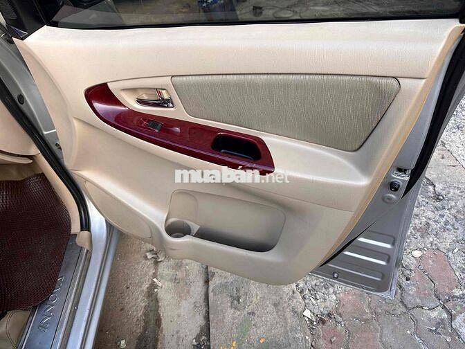 Toyota Innova G 2006 Bạc