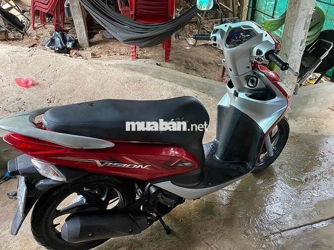Honda Vision 2012 màu Đỏ
