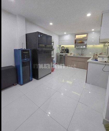 Bán nhà HXH 322 An Dương Vương P4 Q5 thang máy 6 tầng chỉ 13,950 tỷ.