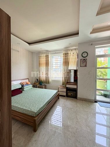 Bán nhà 3 lầu, 5PN gần đường Tô Ngọc Vân phường Tam Bình Tp HCM 