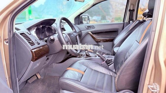 Ford Ranger XLS 2015 Vàng cát