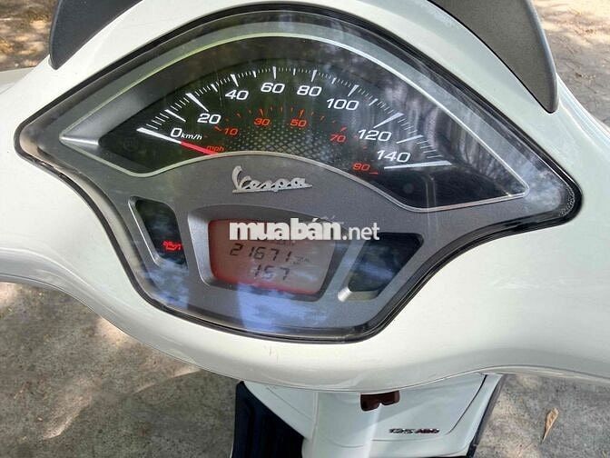 cần bán Vespa Sprint ABS 2019 Trắng .