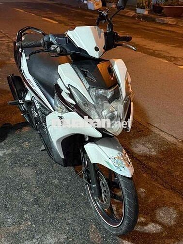 Yamaha Novo 5 2012 Trắng