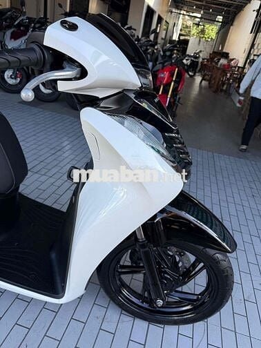 Honda SH 125 CBS 2020 Trắng đen