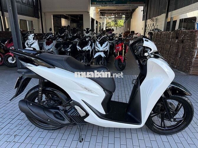 Honda SH 125 CBS 2020 Trắng đen