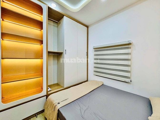 Bán gấp nhà đẹp 3lầu hẻm xe hơi Võ Văn Ngân phường Linh Chiểu Thủ Đức