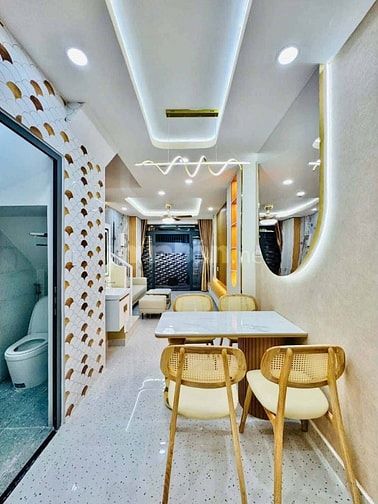 Bán gấp nhà đẹp 3lầu hẻm xe hơi Võ Văn Ngân phường Linh Chiểu Thủ Đức