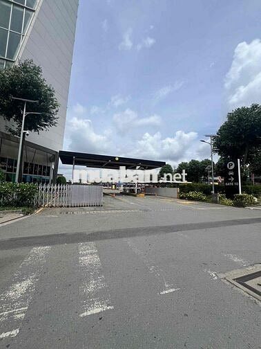 cho thuê mặt bằng 3 căn liền kề mặt tiền đường Tên Lửa, Aeon mall Binh