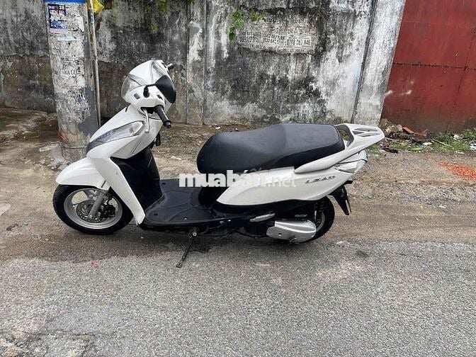 Honda Lead 125cc Trắng - Cavet theo xe đầy đủ