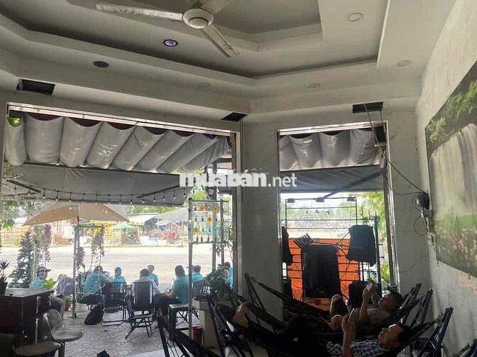 Sang quán Coffee góc 2 mặt tiền khu Tên Lửa