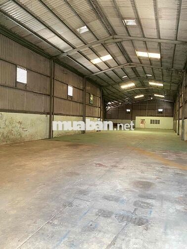 Cho thuê kho 650M đường Contener Điện Ty