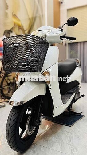 Honda Lead Trắng - BSTP - Cavet theo xe đầy đủ