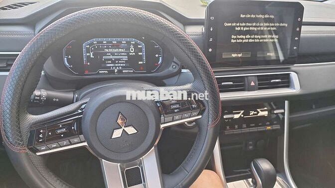 Mitsubishi Xpander Premium