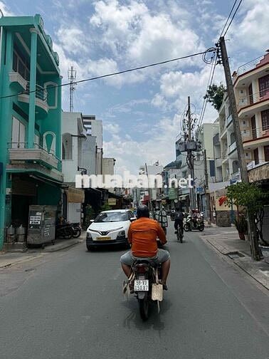 Cho Thuê MTKD Gò Xoài Nhà C4 sạch sẽ ngay đoạn chợ buôn bán Xầm Uất