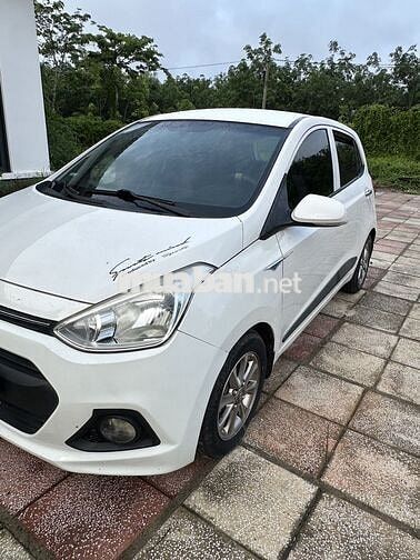 Hyundai i10 2016 Trắng Tự động