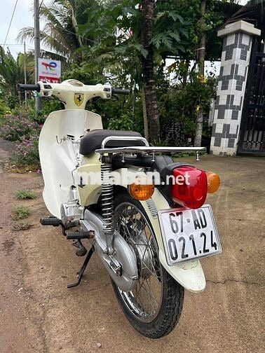 Honda 50cc Trắng kem Tự động