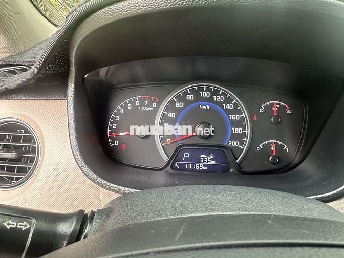 Hyundai i10 2016 Trắng Tự động