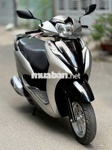 Honda Lead 2017 smkey 12/2017 zin sơn mới