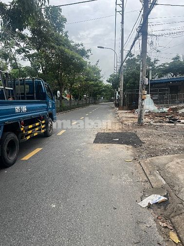 Đất hẻm 78 Thạnh Lộc 17 rộng 4,9x11 ngày Ngã Tư Ga P APĐ