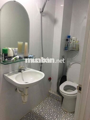 nhà nguyên căn mới đẹp đường Đất Thánh