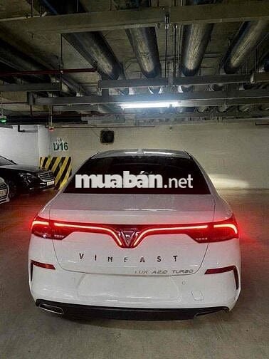 VinFast Lux A2.0 2021 Cao cấp 29.755 km Trắng