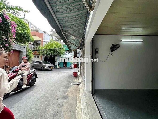 Cho thuê nhà nguyên căn hẻm xe hơi . Nguyễn trọg tuyển p1 tân bình