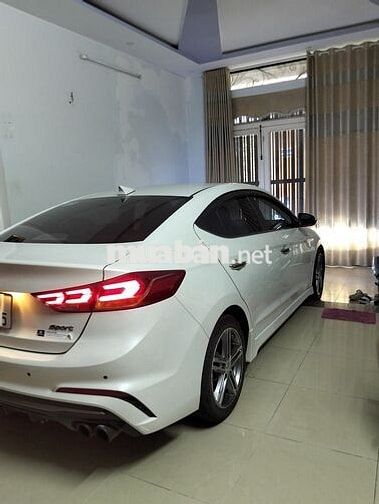 Hyundai Elantra Sport 2018 1.6 Turbo