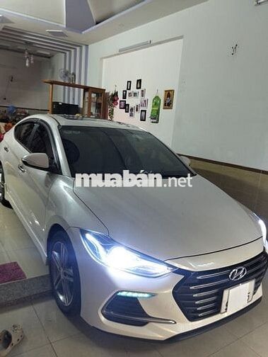 Hyundai Elantra Sport 2018 1.6 Turbo